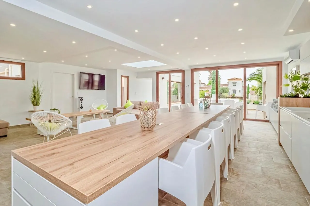 Villa N15 En Plein Coeur De La Marina, Proche De Rosas, Costa Brava Empuriabrava