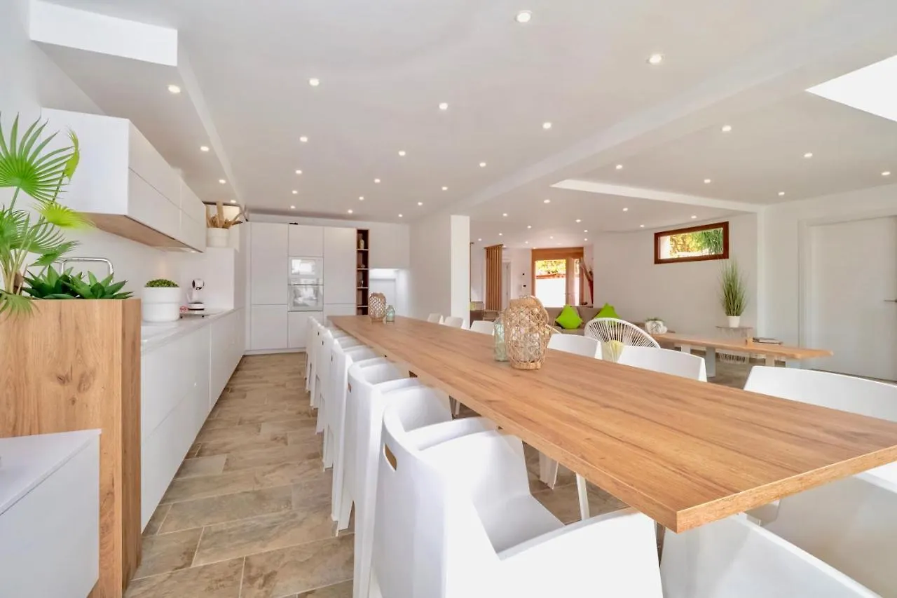 Villa N15 En Plein Coeur De La Marina, Proche De Rosas, Costa Brava Empuriabrava 0*,  Spain